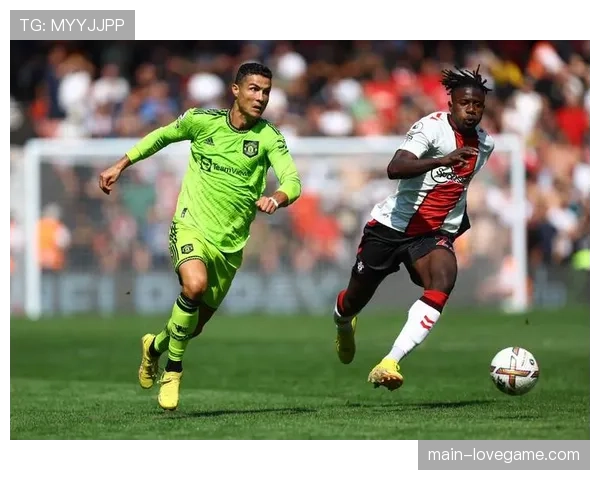 英超推动“绿色运营”计划，要求各俱乐部在2027年前完成球场太阳能板铺设评估