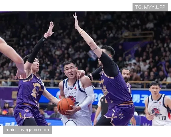 北京北汽92-76战胜山东高速，反超广东升至联赛第四